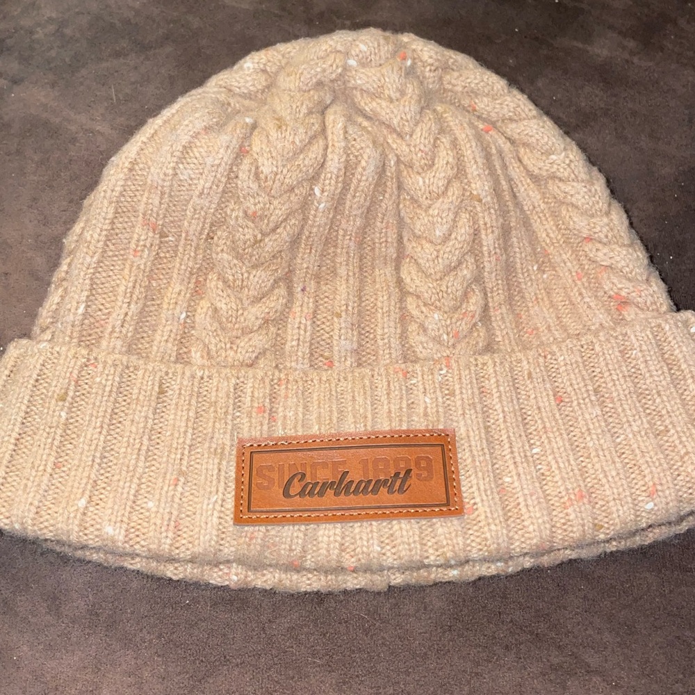 Carhartt hat